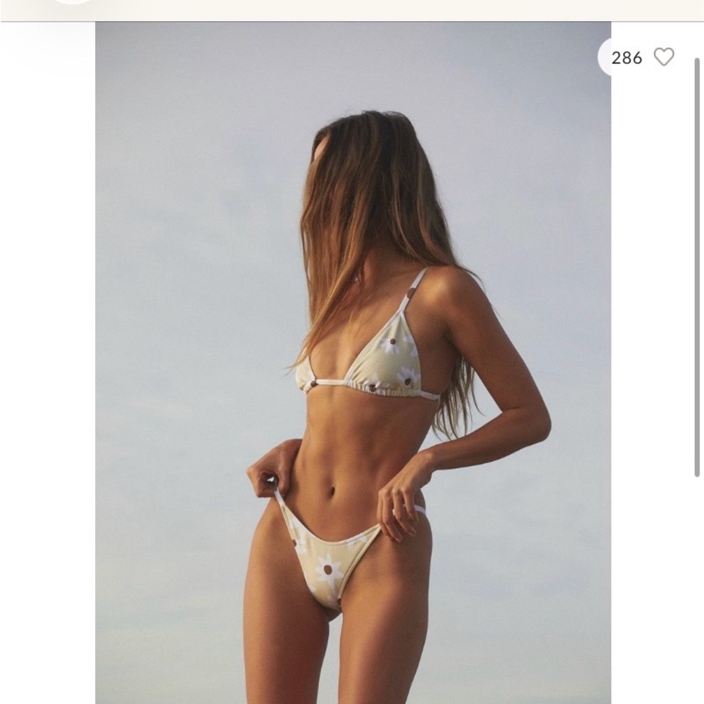Zulu & Zephyr Cream Floral Triangle Bikini